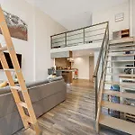 Stunning 2 Bedroom Loft In Downtown Vancouver - Amazing Location